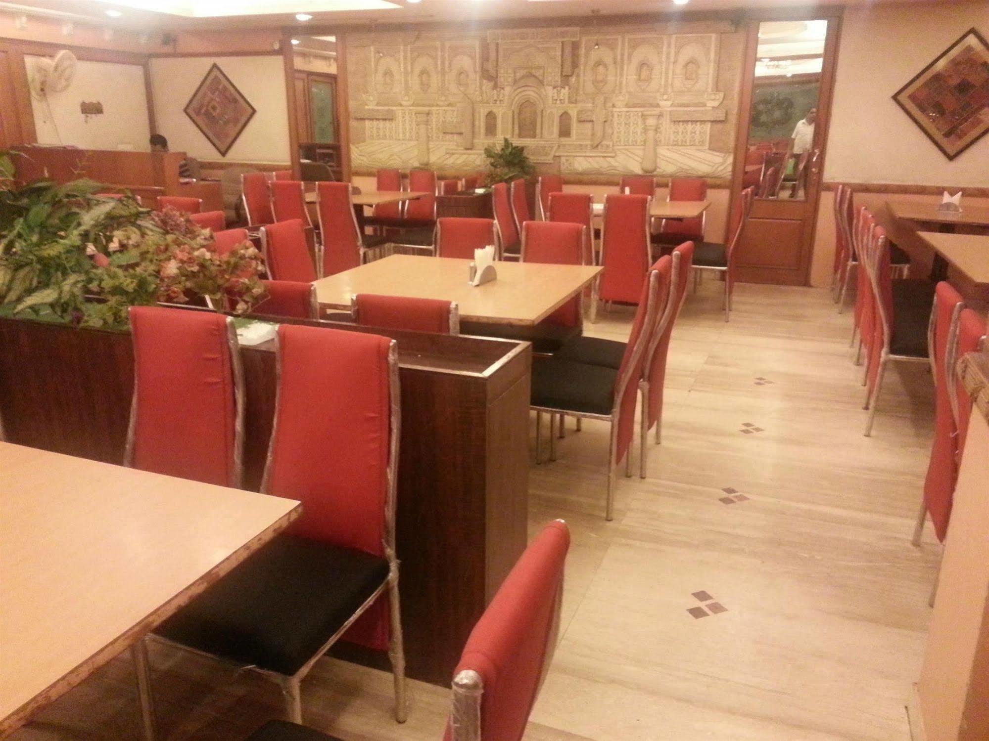 Hotel Tara International Χιντεραμπάντ Εξωτερικό φωτογραφία