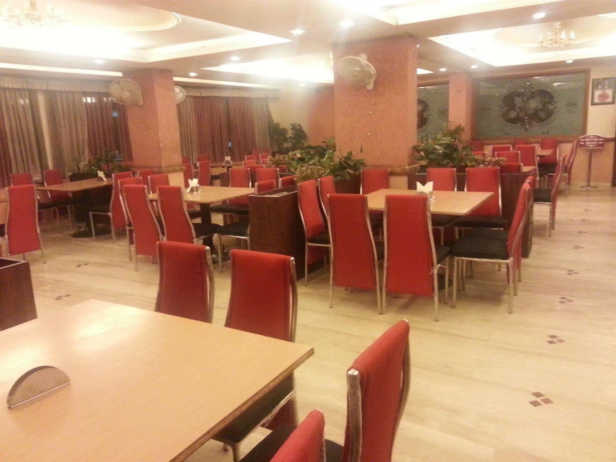 Hotel Tara International Χιντεραμπάντ Εξωτερικό φωτογραφία